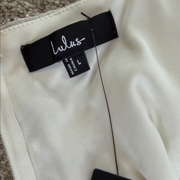 NWT lulus White Sequin Embroidered Side Slit Midi Dress Large - Picture 8 of 10